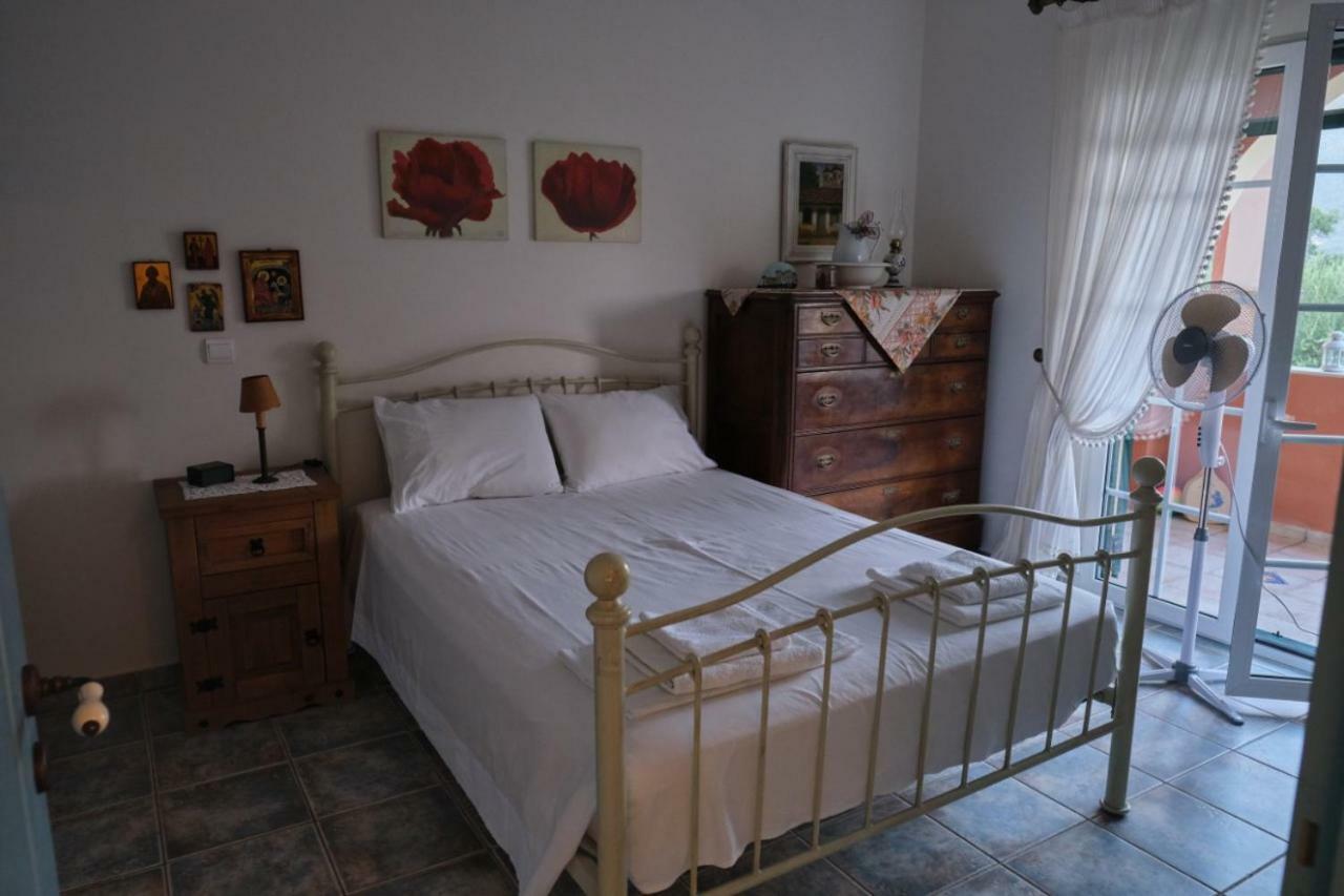 Bella Vista Apartment Kato Korakiana Екстериор снимка