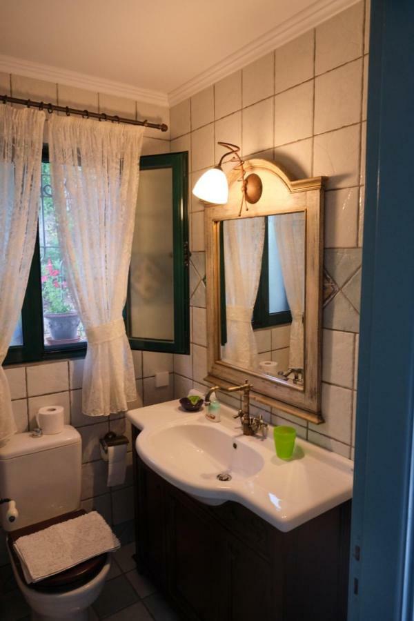 Bella Vista Apartment Kato Korakiana Екстериор снимка